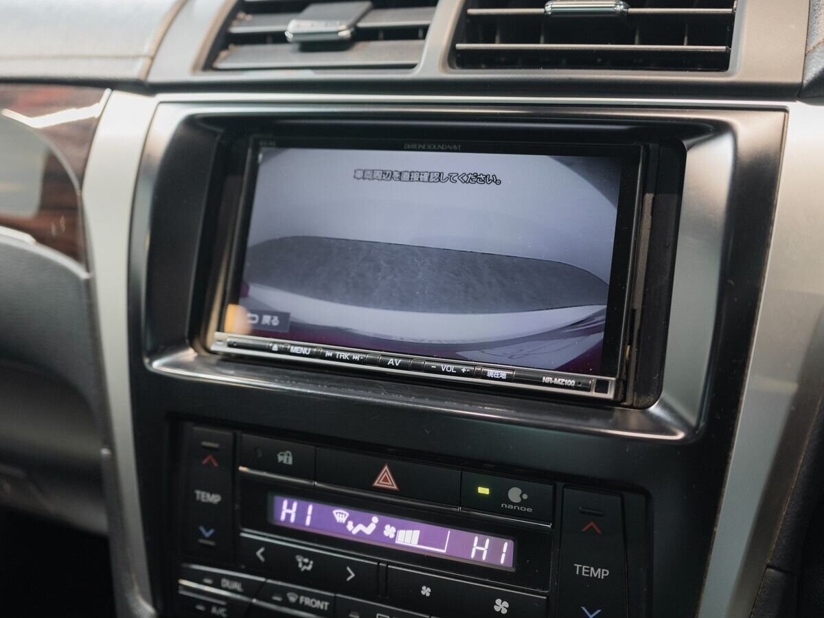 Toyota Camry 2016 - фото автомобиля