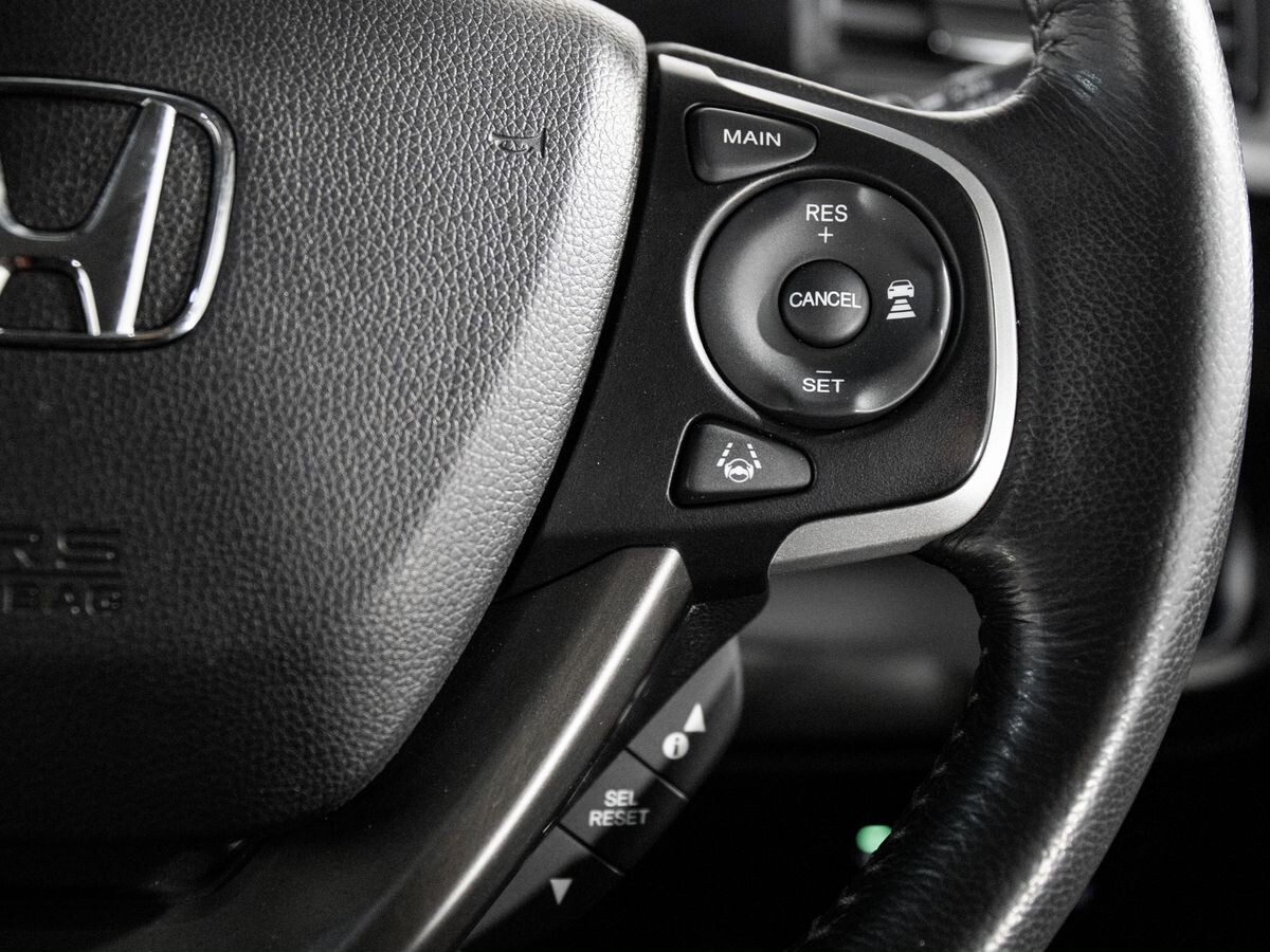 Honda Stepwgn 2018 - фото автомобиля