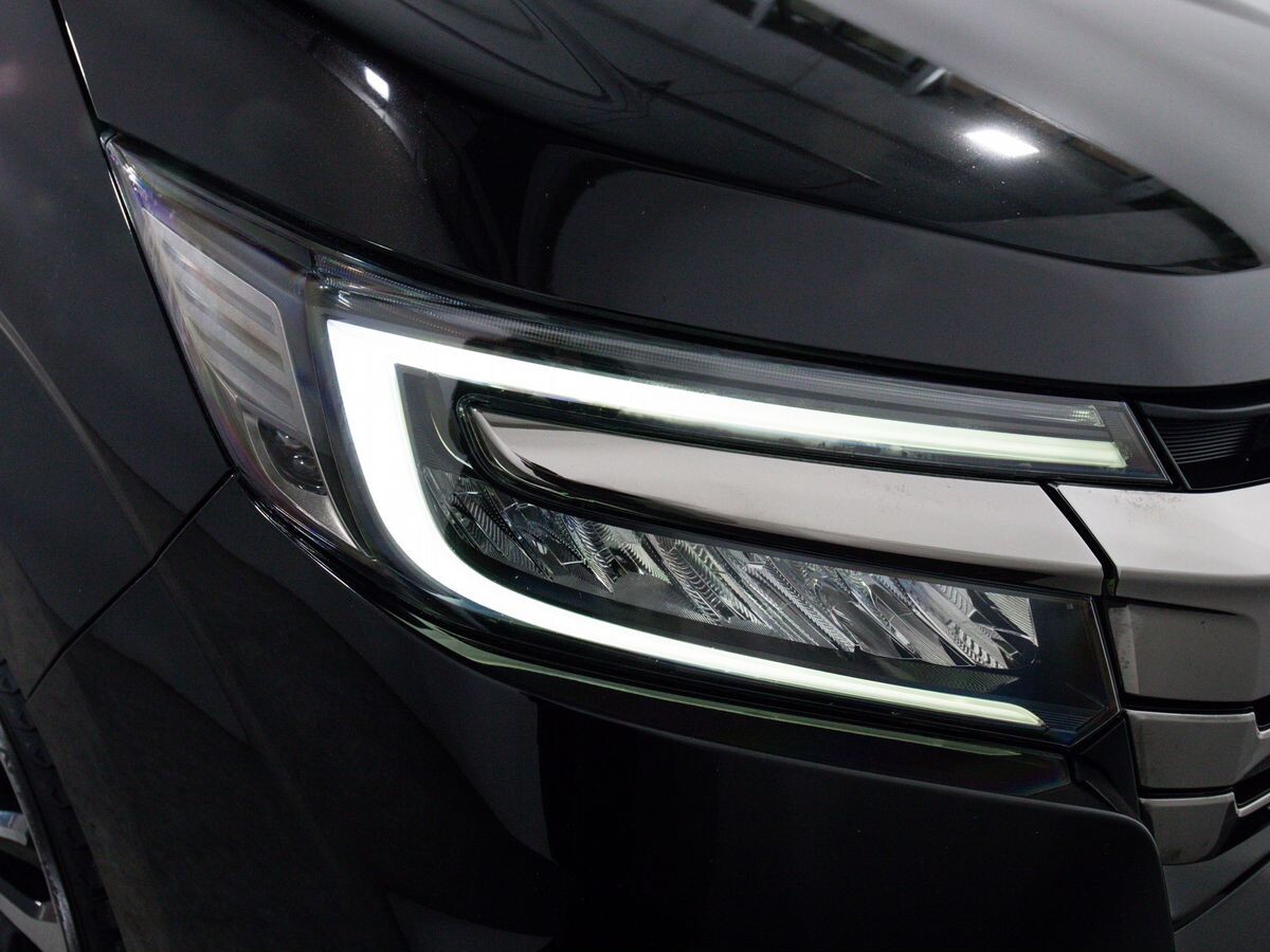 Honda Stepwgn 2018 - фото автомобиля