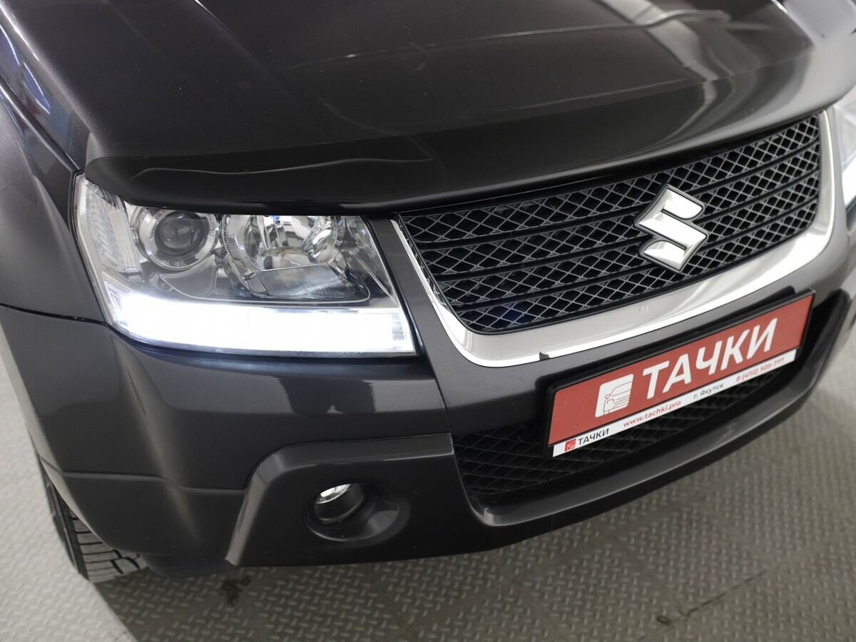 Suzuki Grand Vitara 2011 - фото автомобиля