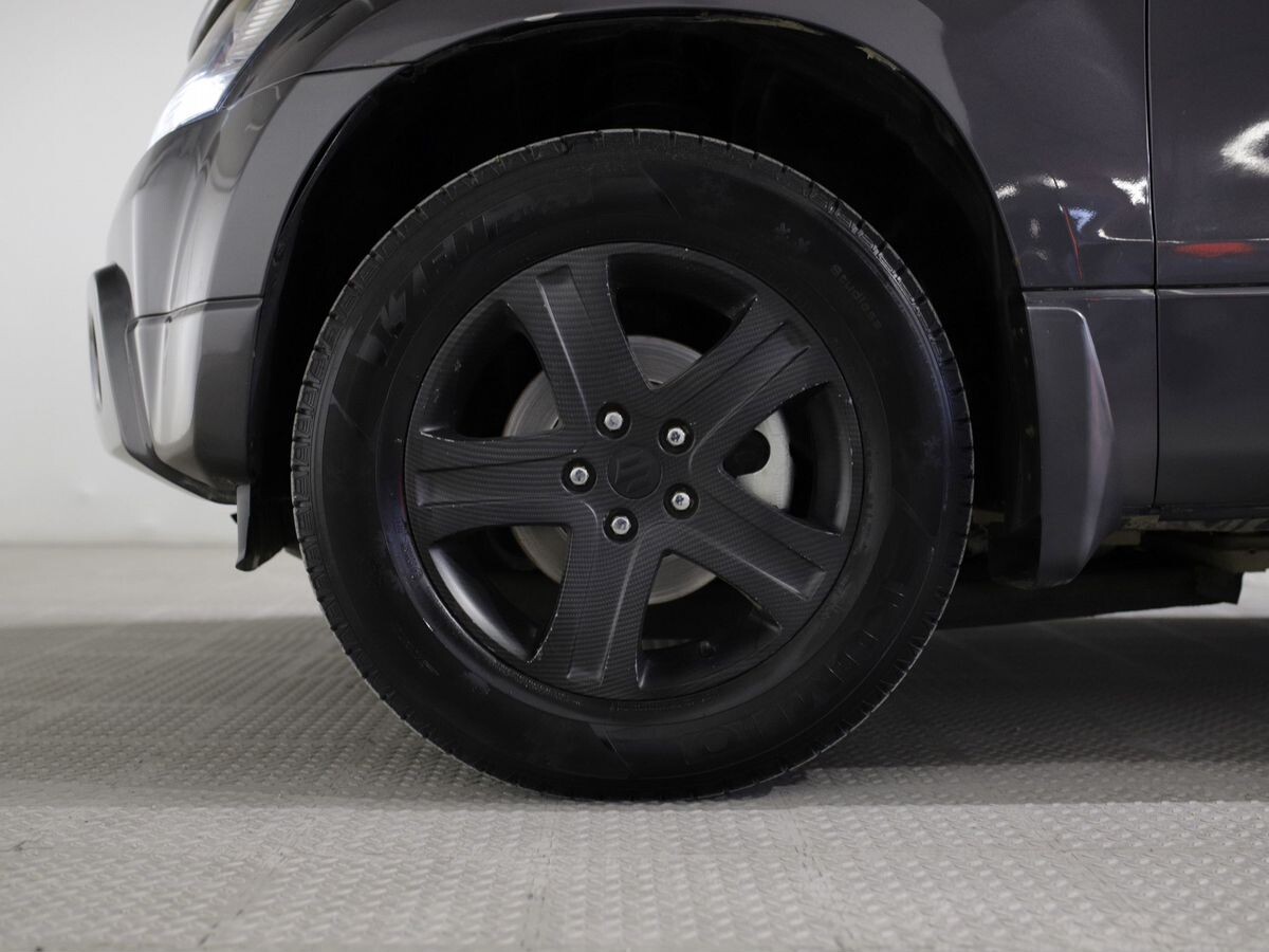 Suzuki Grand Vitara 2011 - фото автомобиля