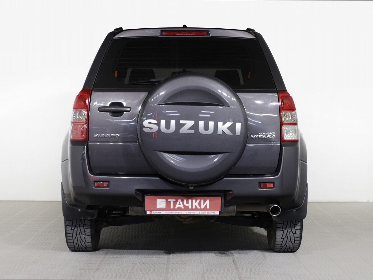 Suzuki Grand Vitara 2011 - фото автомобиля