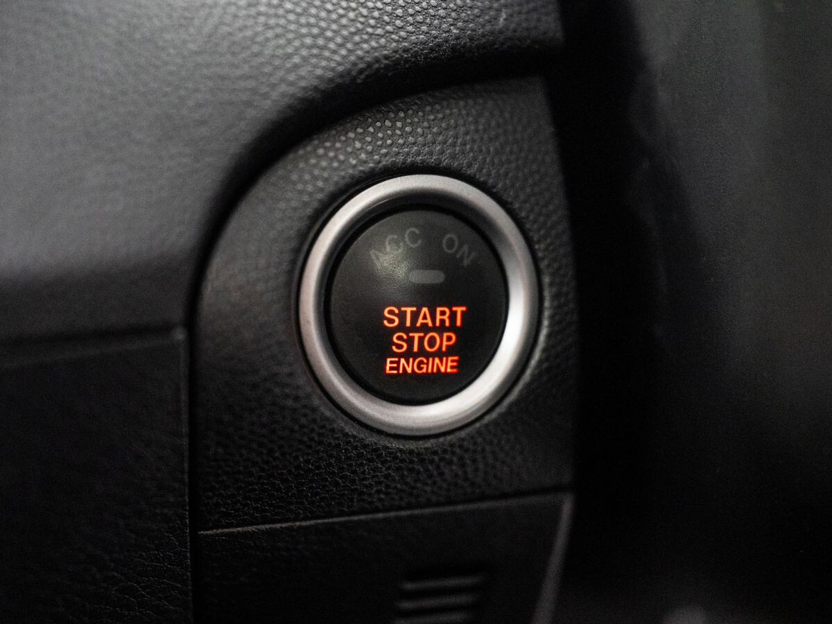 Mazda Axela 2012 - фото автомобиля