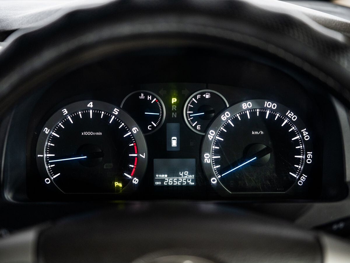 Toyota Alphard 2012 - фото автомобиля