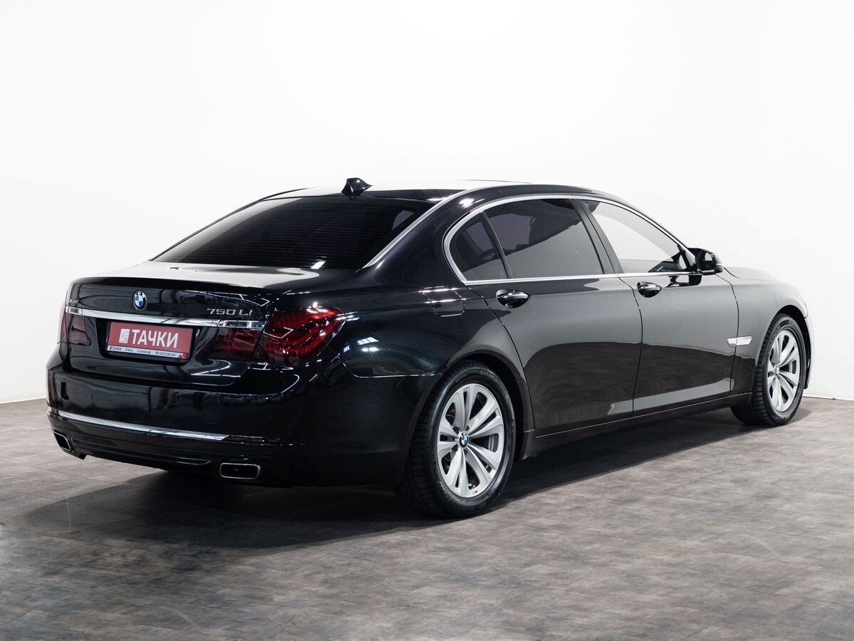 BMW 7 серии 2012 - фото автомобиля