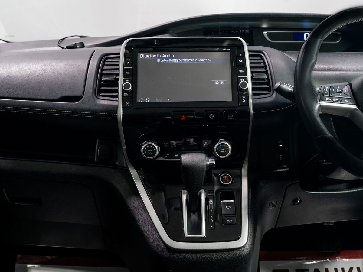 Nissan Serena 2016 - фото автомобиля