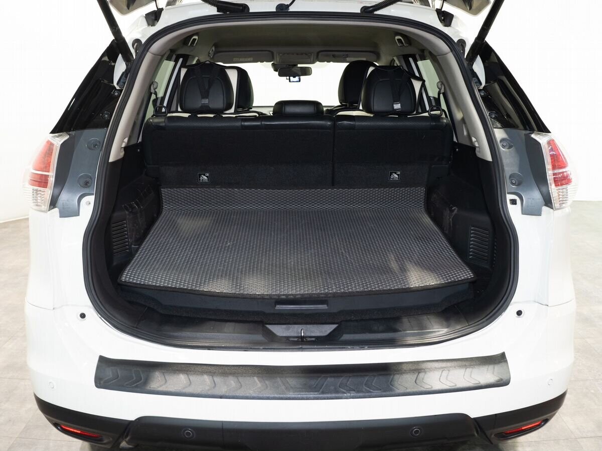 Nissan X-Trail 2017 - фото автомобиля