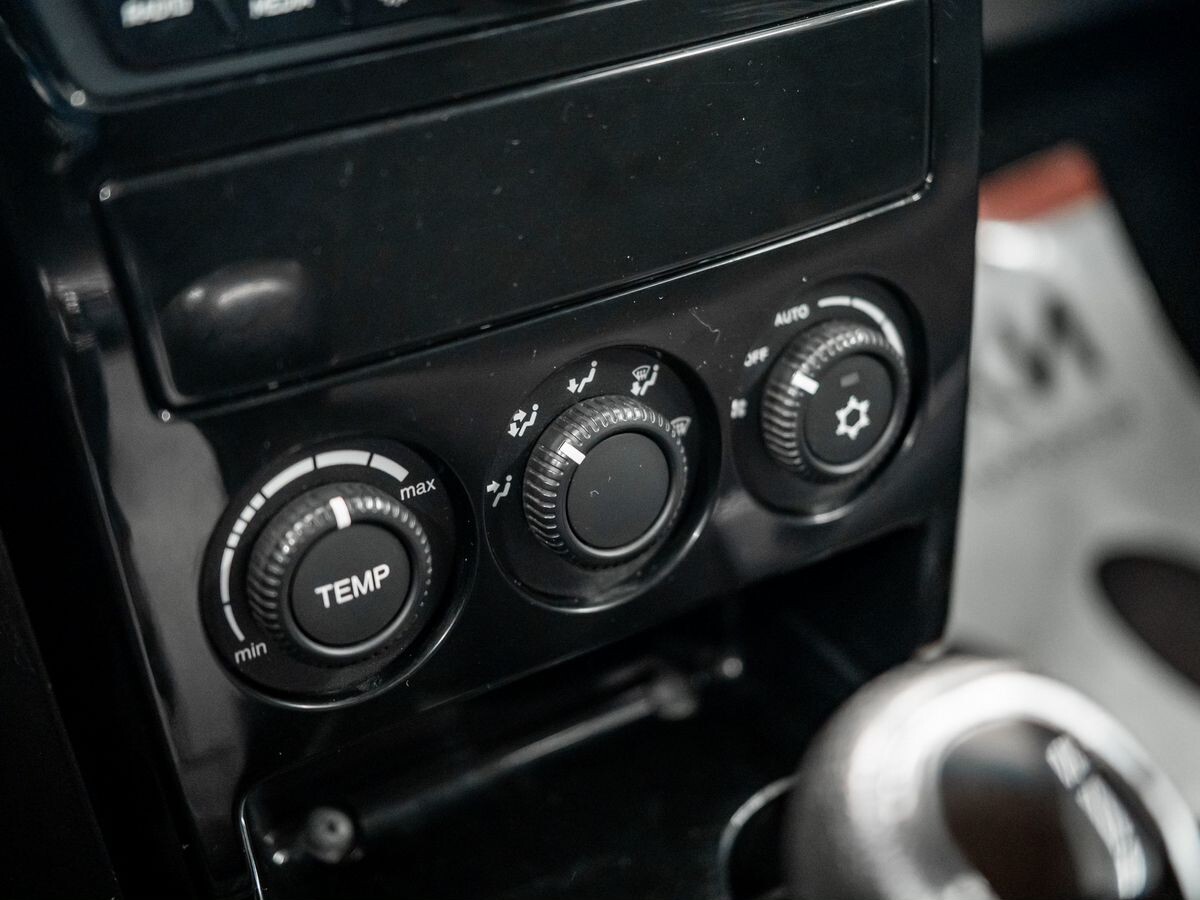 Lada (ВАЗ) Priora 2014 - фото автомобиля