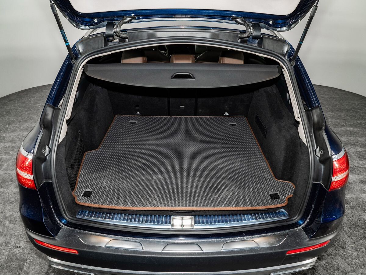 Mercedes-Benz E-Класс 2018 - фото автомобиля