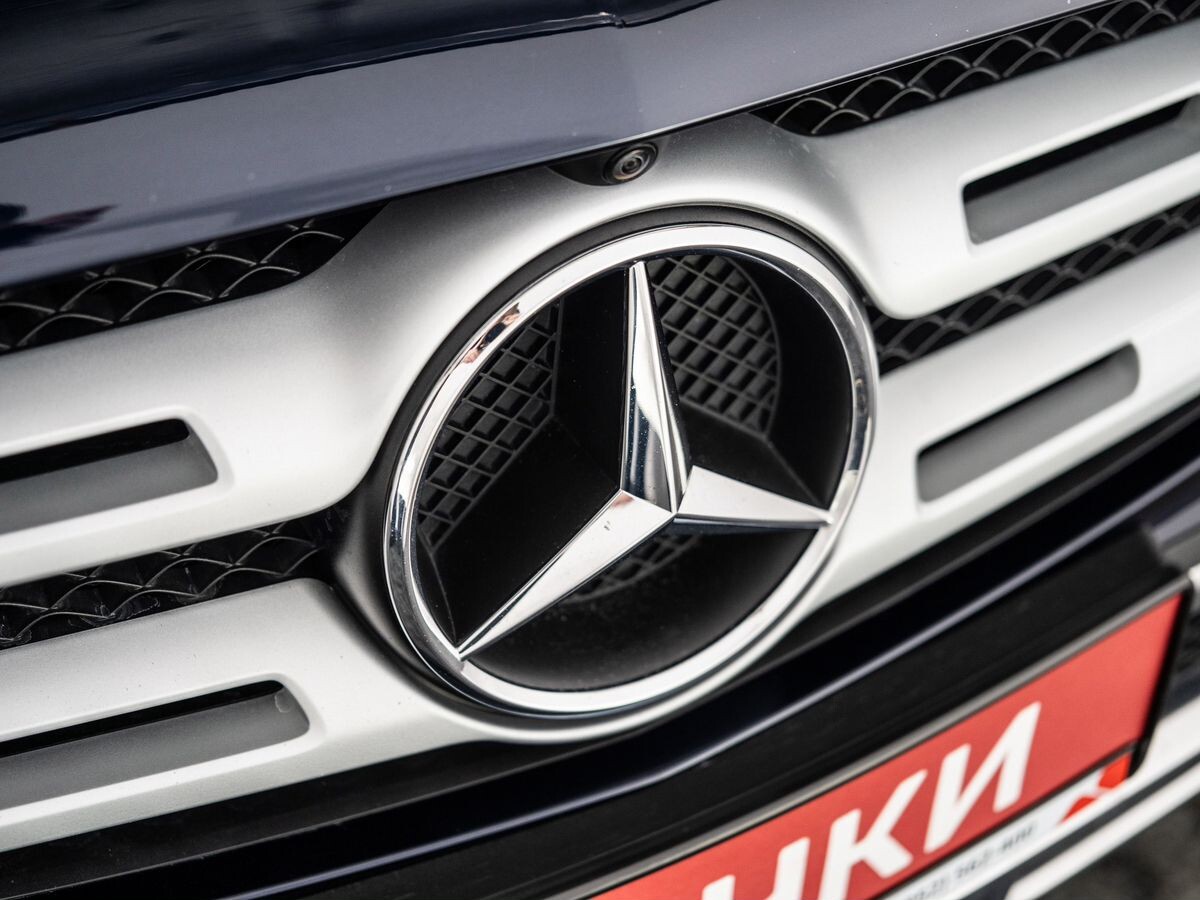 Mercedes-Benz E-Класс 2018 - фото автомобиля