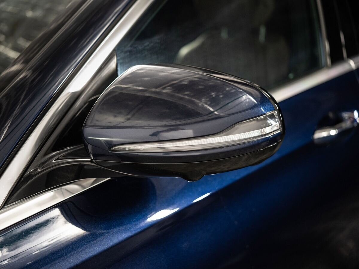 Mercedes-Benz E-Класс 2018 - фото автомобиля