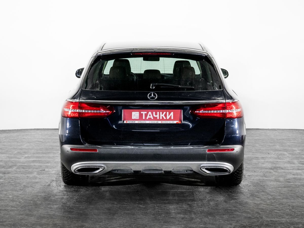 Mercedes-Benz E-Класс 2018 - фото автомобиля