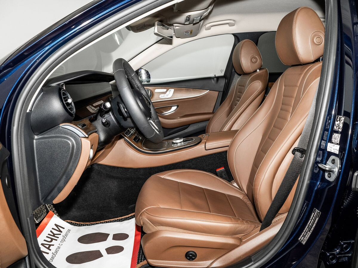 Mercedes-Benz E-Класс 2018 - фото автомобиля