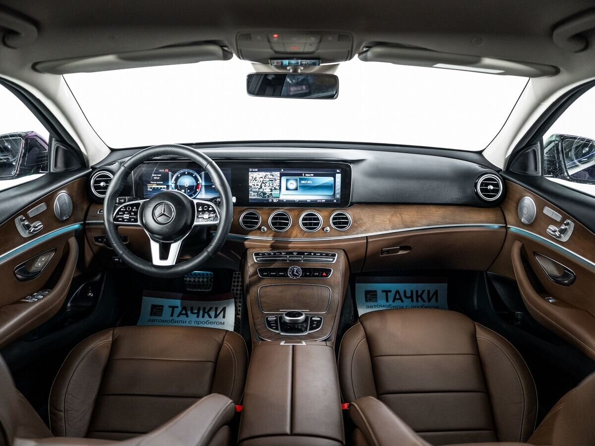 Mercedes-Benz E-Класс 2018 - фото автомобиля