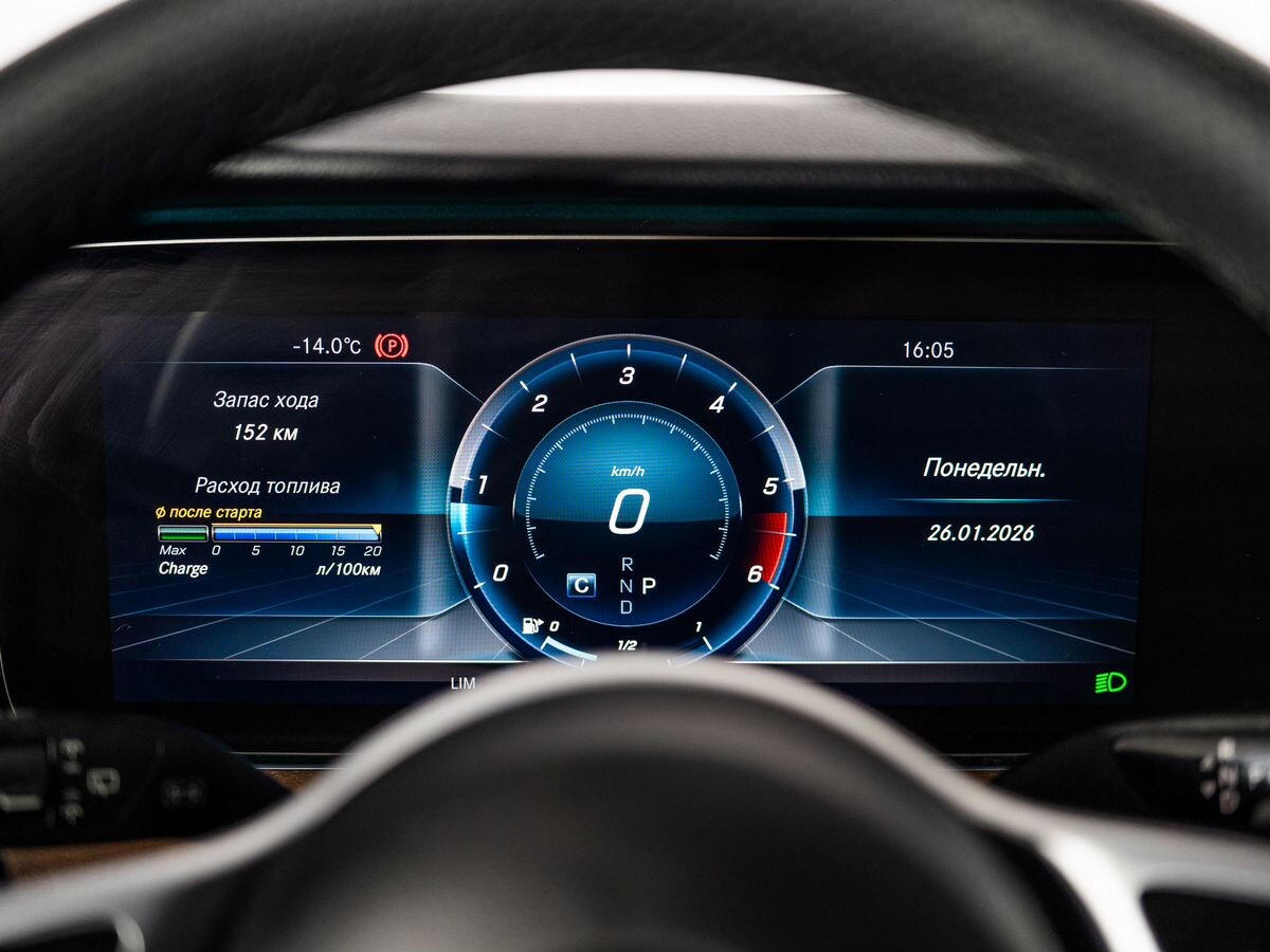 Mercedes-Benz E-Класс 2018 - фото автомобиля