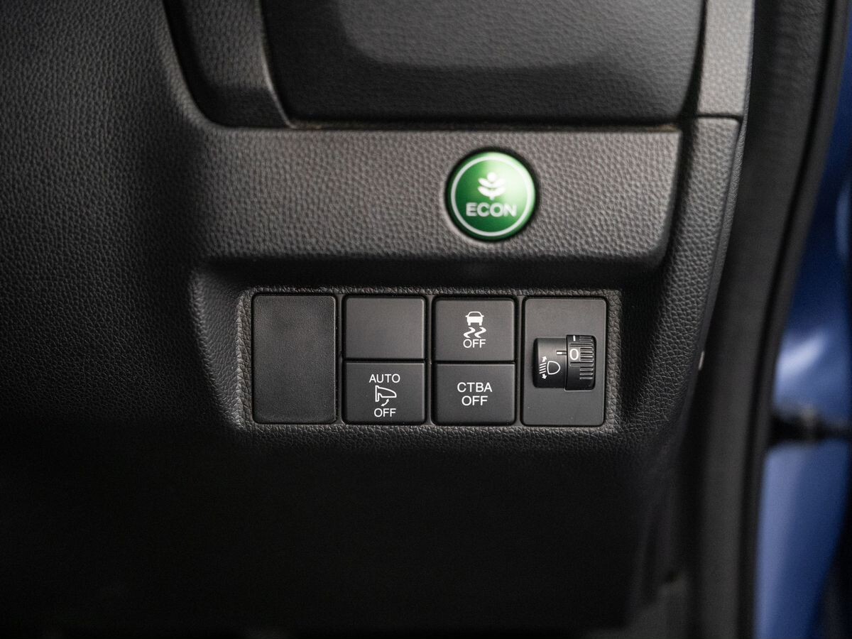 Honda Fit 2017 - фото автомобиля