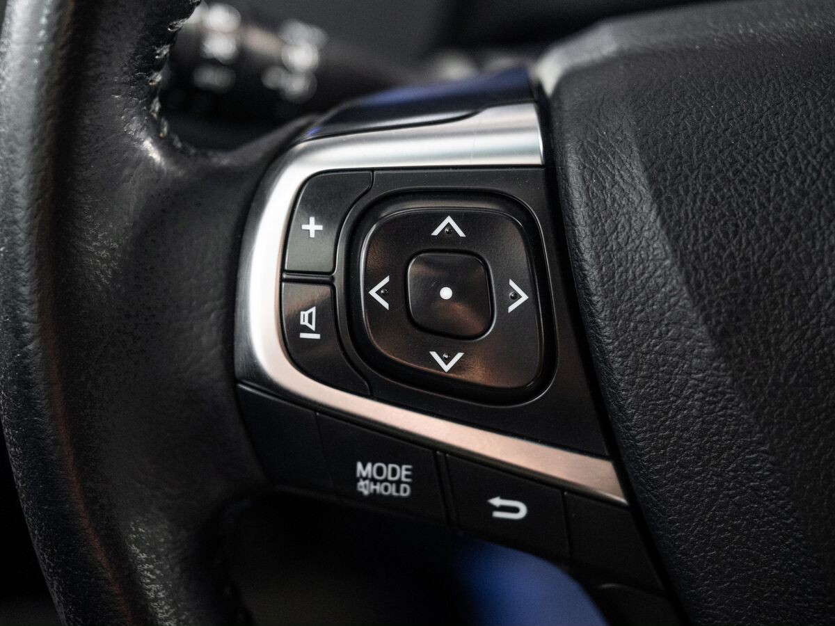 Toyota Camry 2017 - фото автомобиля