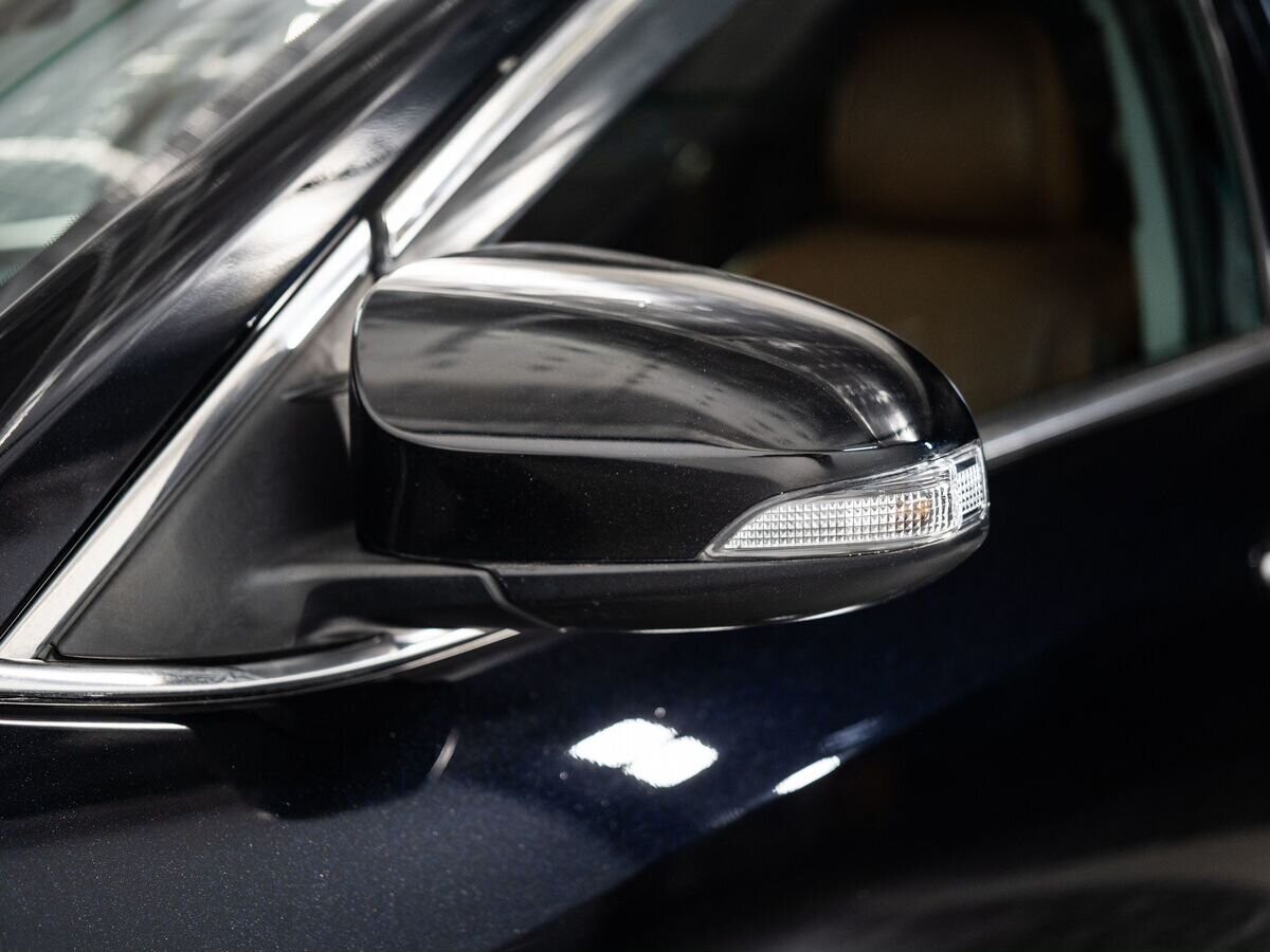 Toyota Camry 2017 - фото автомобиля