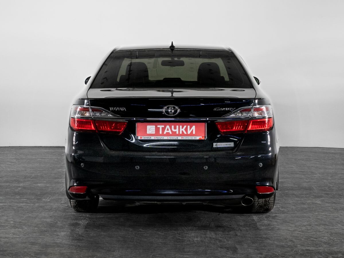 Toyota Camry 2017 - фото автомобиля