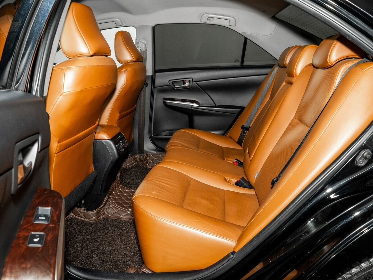 Toyota Camry 2017 - фото автомобиля