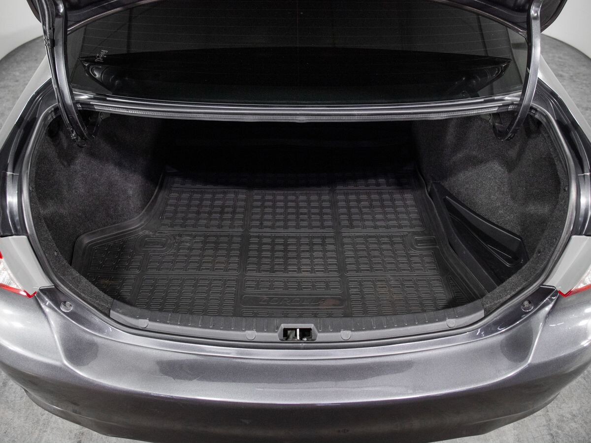 Toyota Corolla 2010 - фото автомобиля