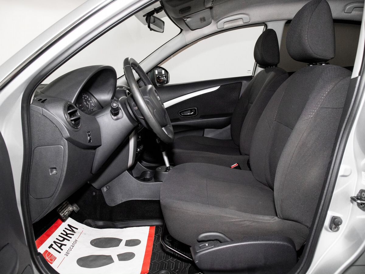 Nissan Almera 2014 - фото автомобиля