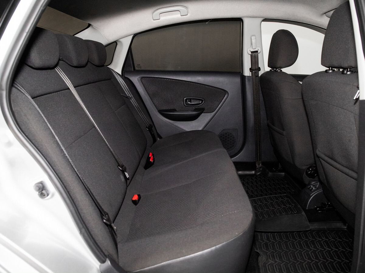 Nissan Almera 2014 - фото автомобиля