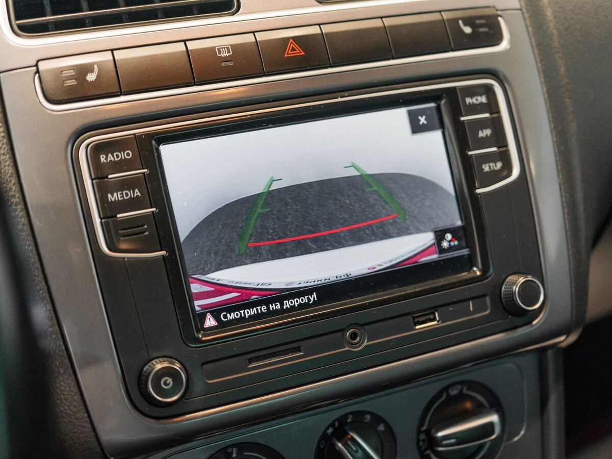 Volkswagen Polo 2019 - фото автомобиля