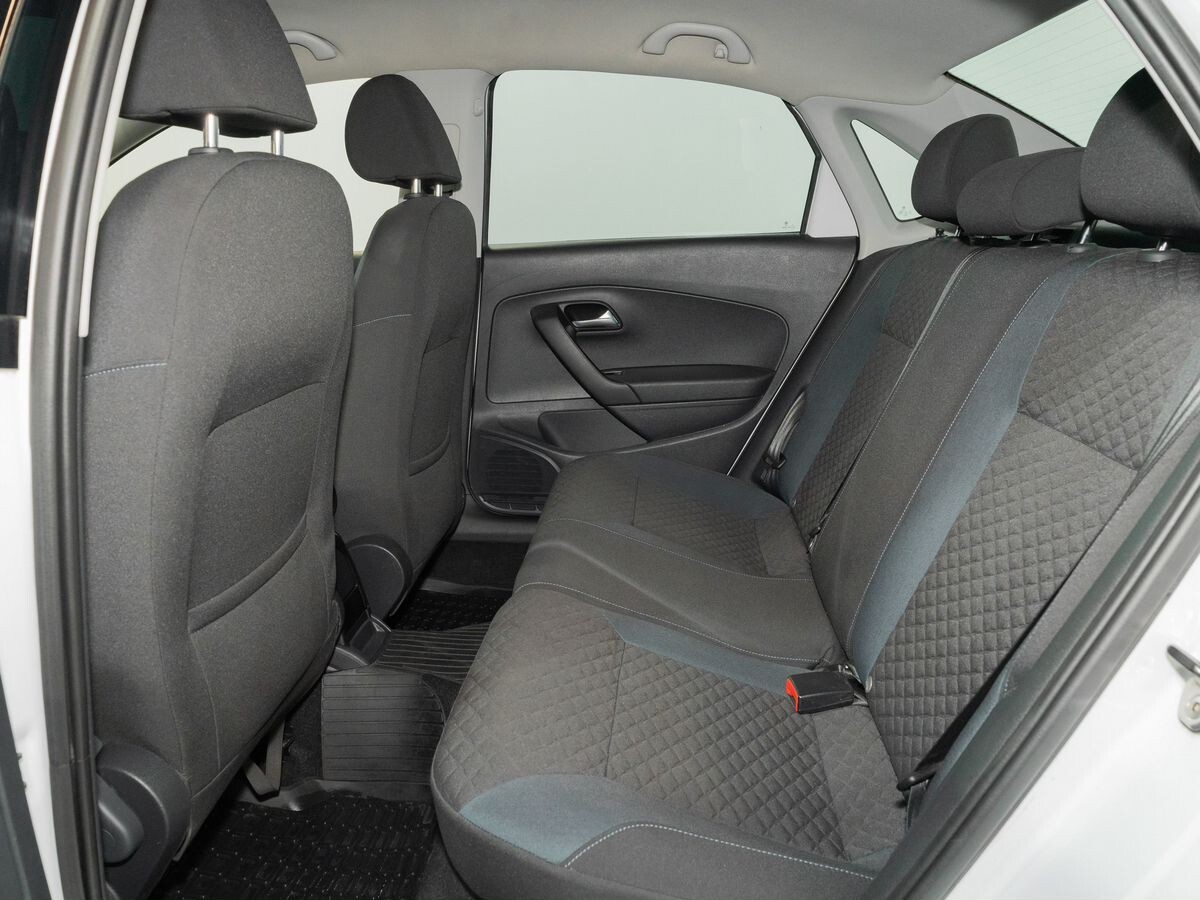 Volkswagen Polo 2019 - фото автомобиля