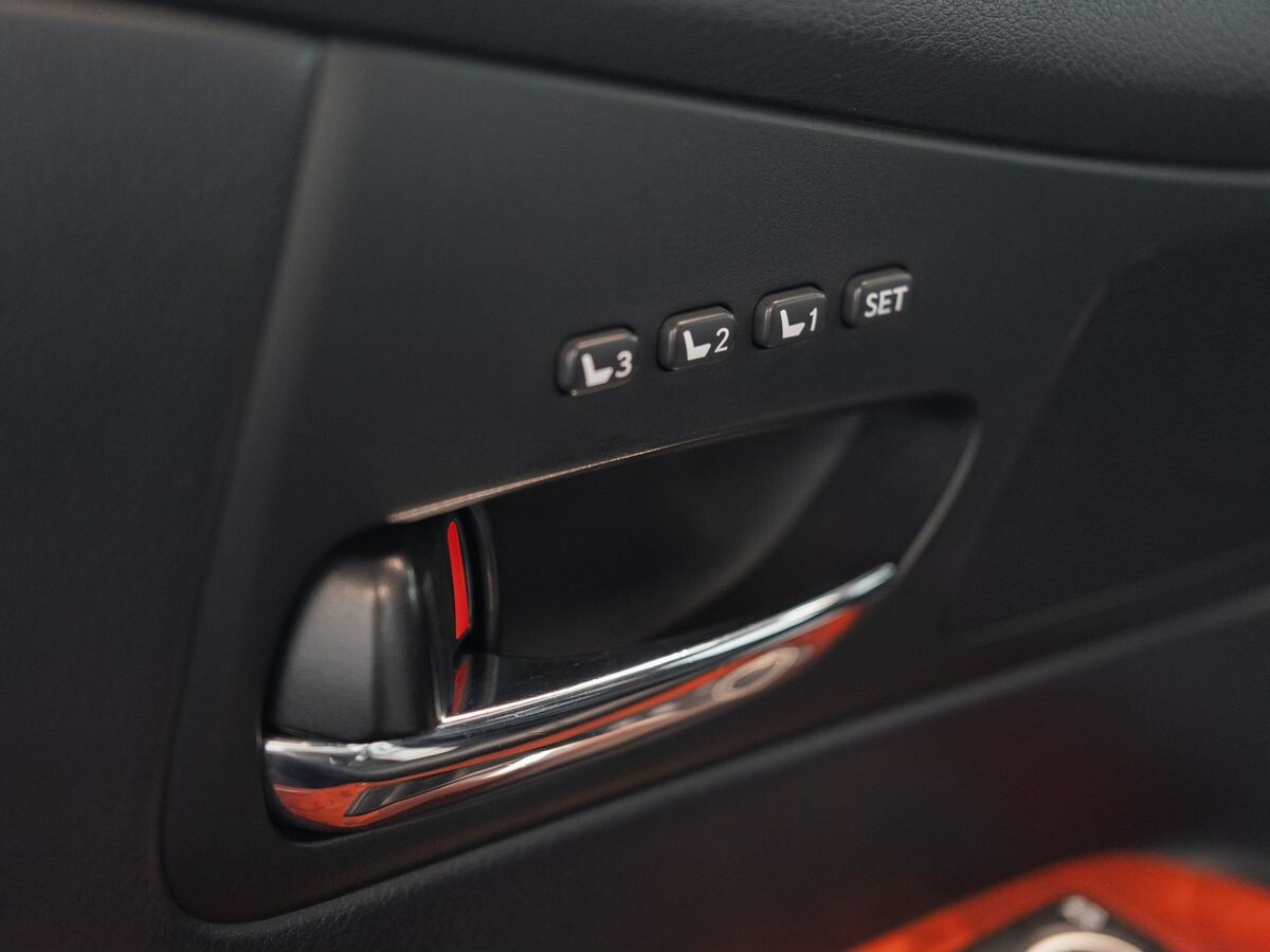 Lexus RX 2011 - фото автомобиля