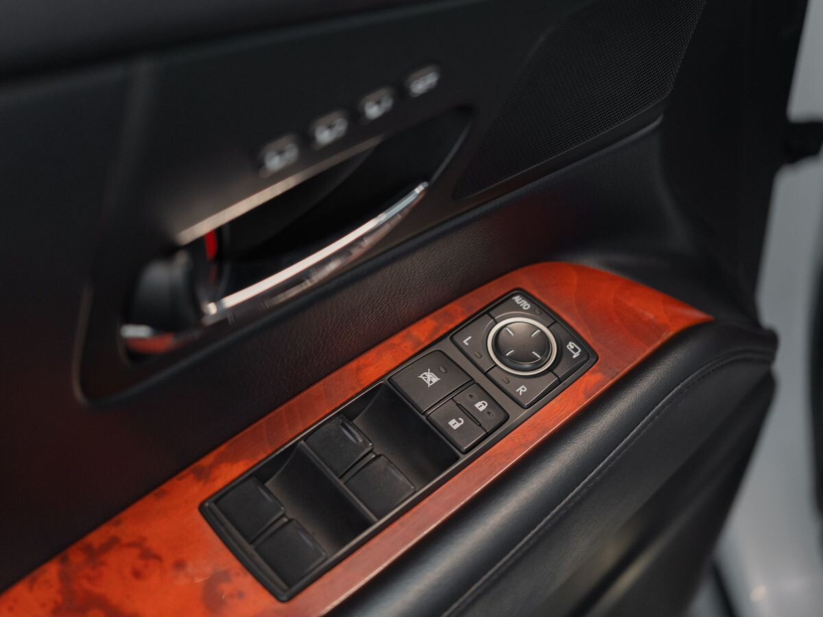 Lexus RX 2011 - фото автомобиля