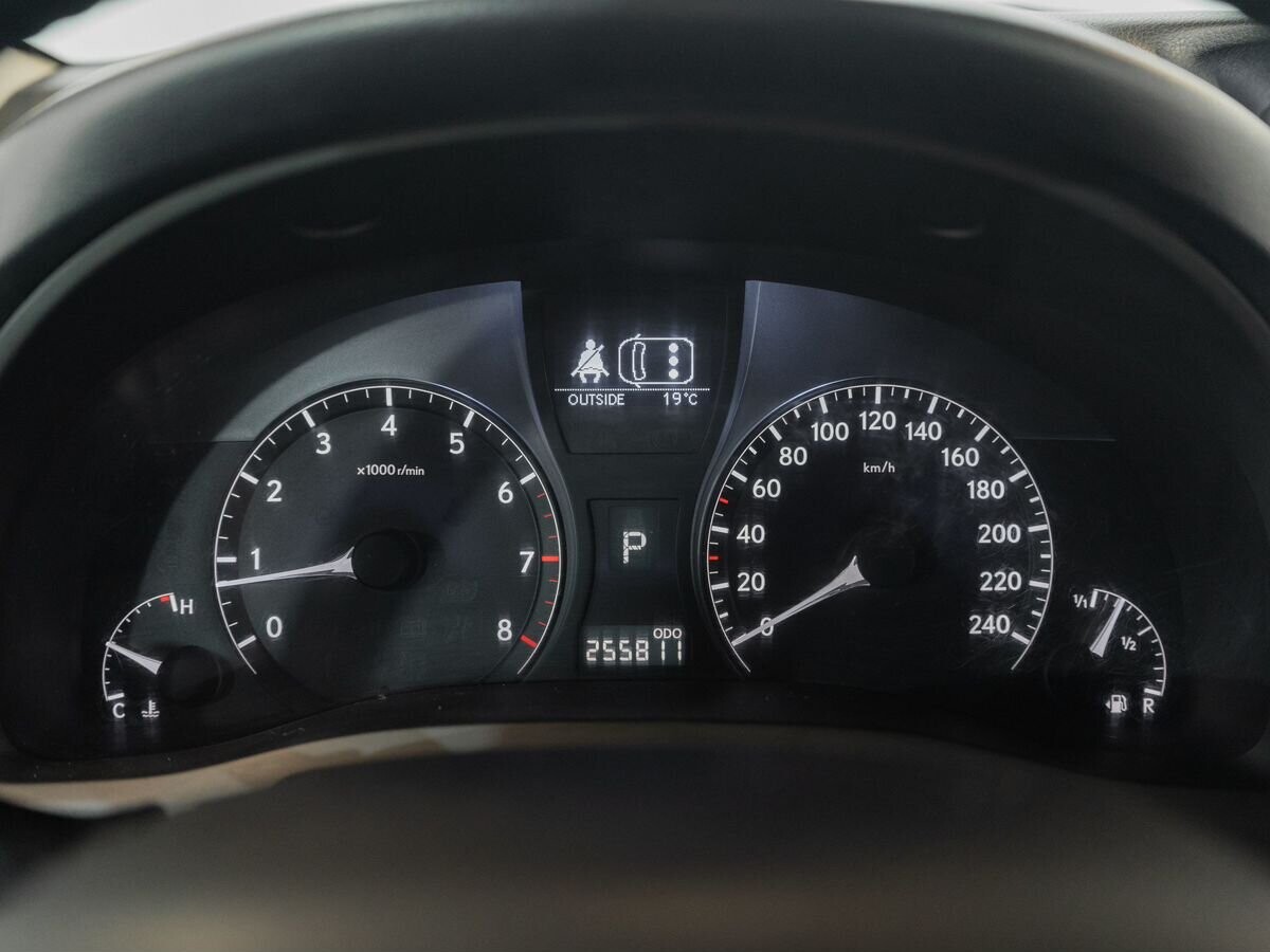 Lexus RX 2011 - фото автомобиля