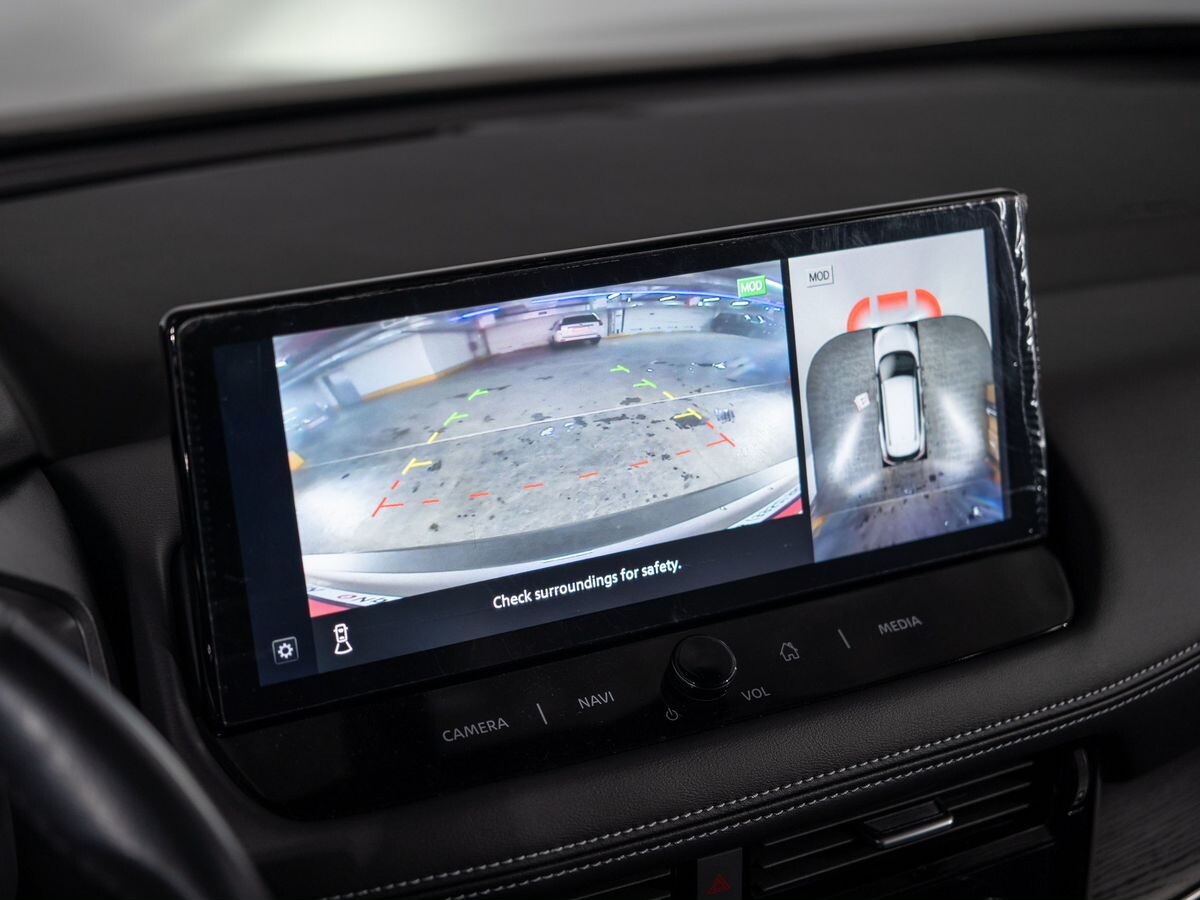 Nissan X-Trail 2023 - фото автомобиля