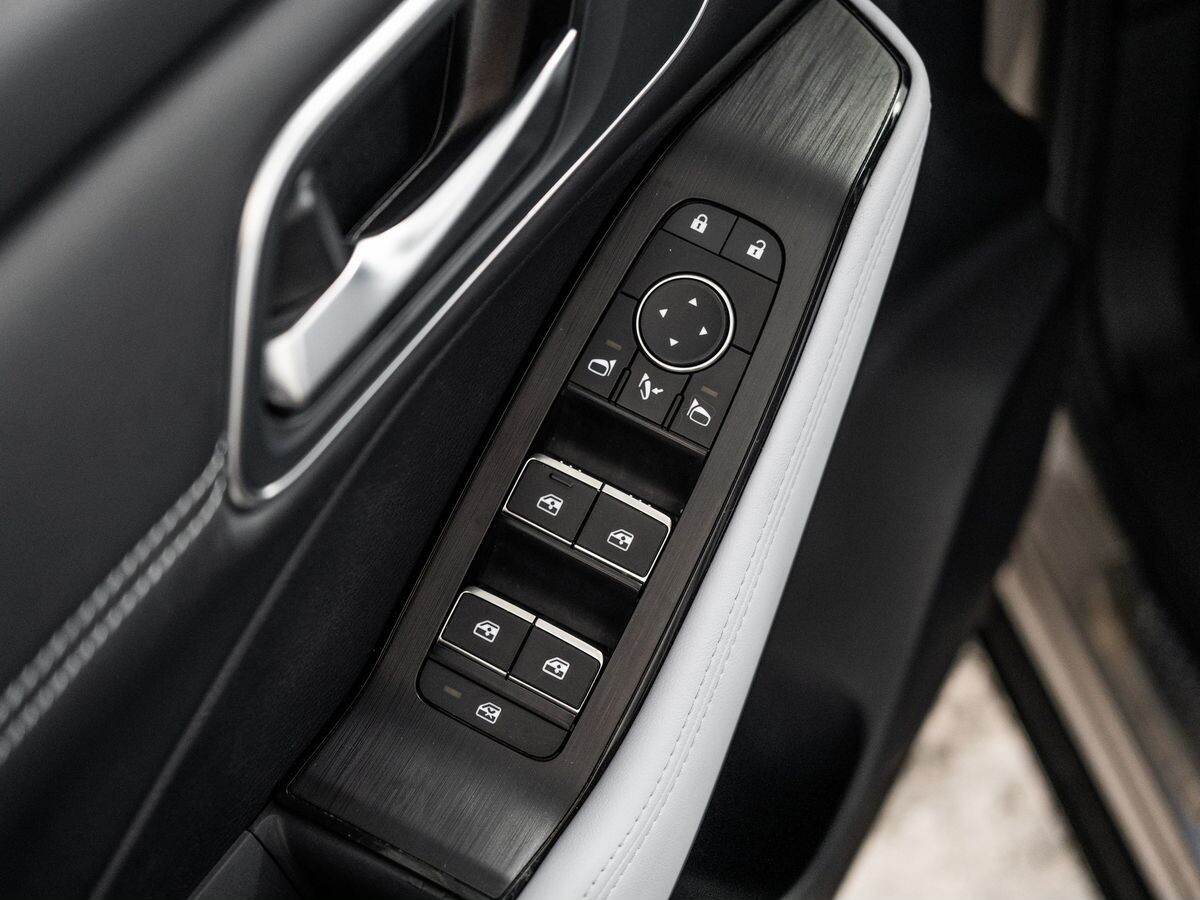 Nissan X-Trail 2023 - фото автомобиля