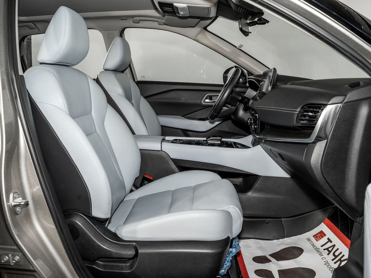 Nissan X-Trail 2023 - фото автомобиля