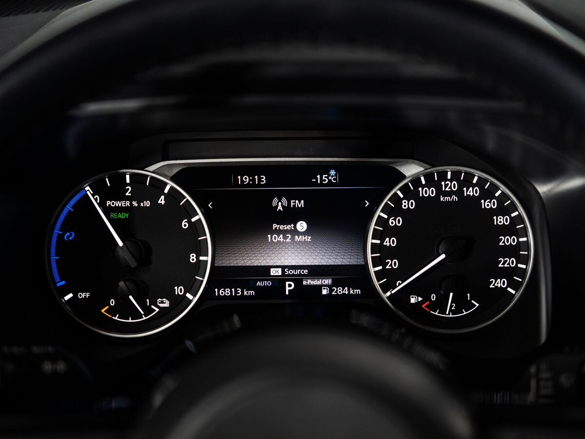 Nissan X-Trail 2023 - фото автомобиля