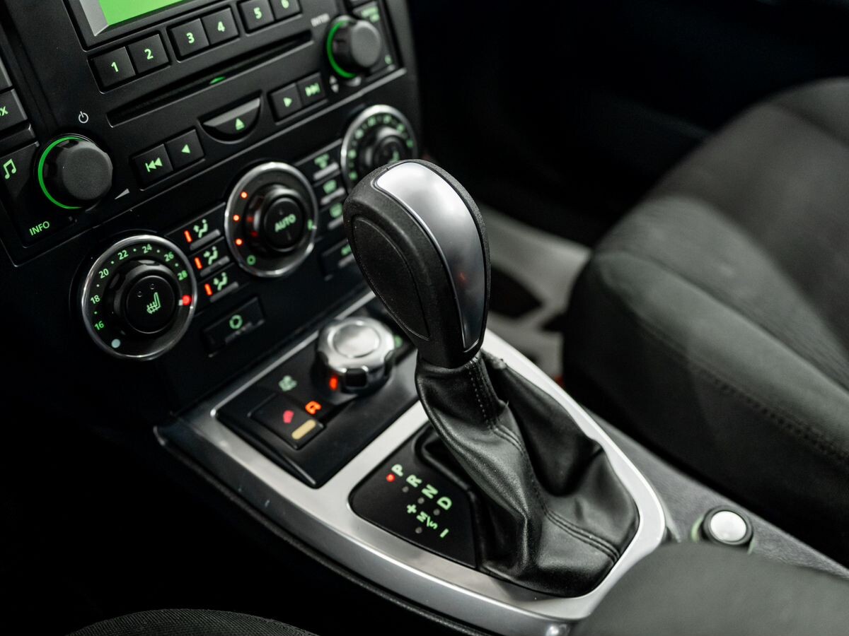 Land Rover Freelander 2012 - фото автомобиля
