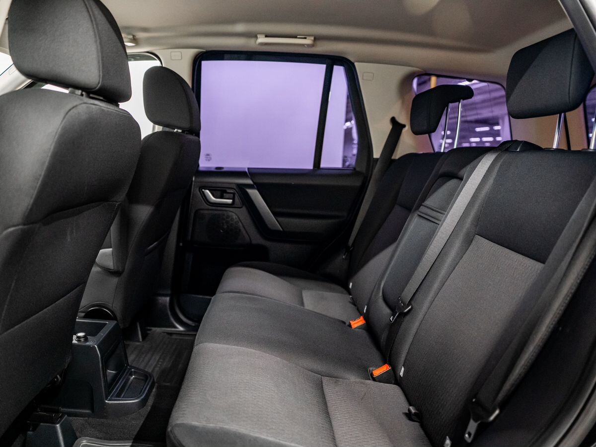 Land Rover Freelander 2012 - фото автомобиля