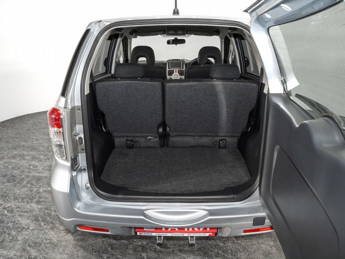 Toyota Rush 2010 - фото автомобиля