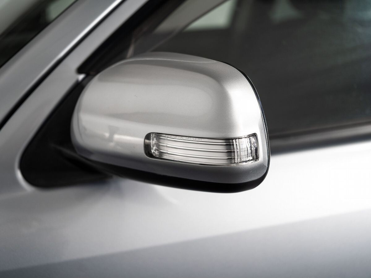 Toyota Rush 2010 - фото автомобиля