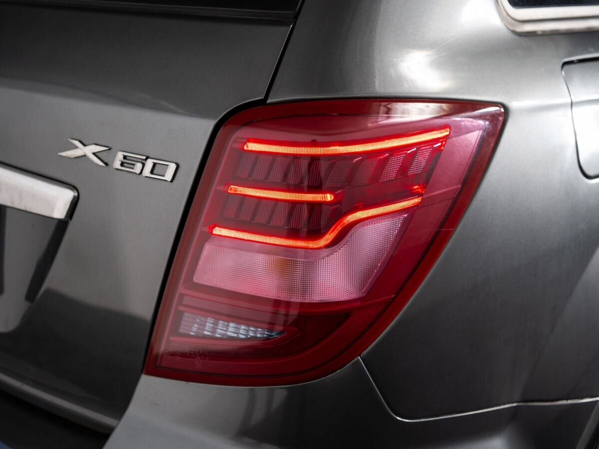 Lifan X60 2017 - фото автомобиля