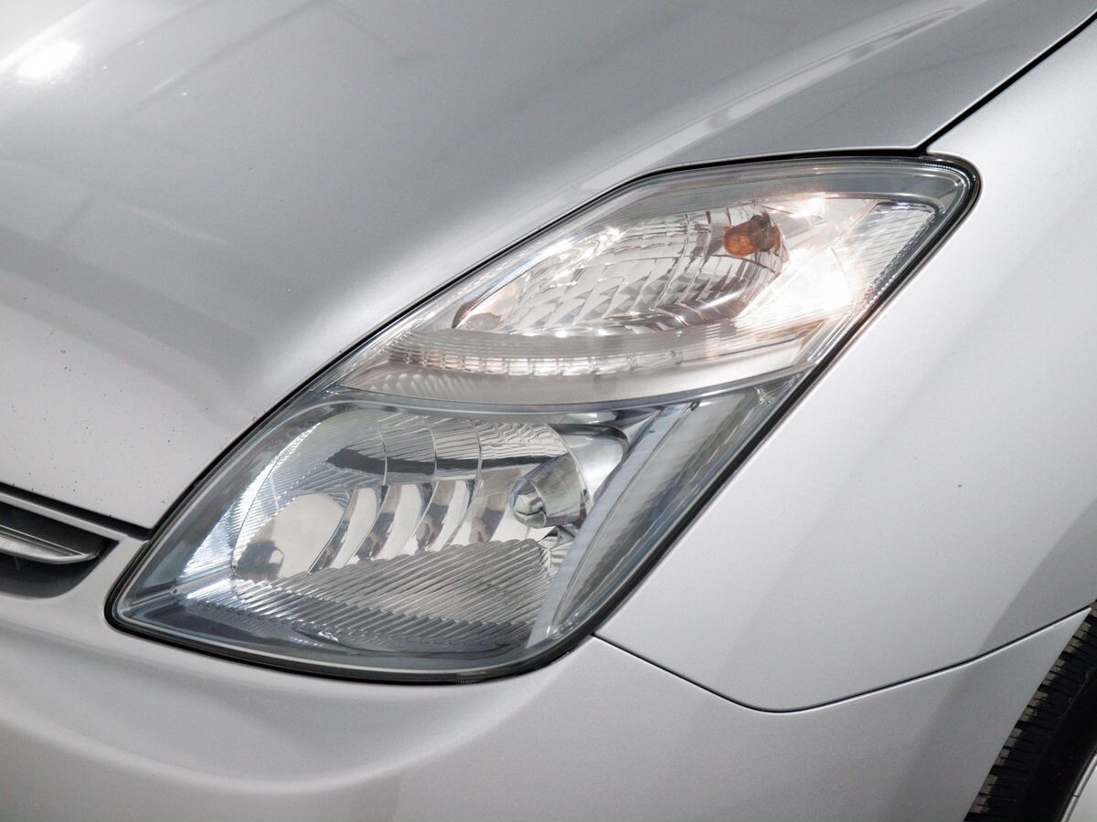 Toyota Prius 2008 - фото автомобиля