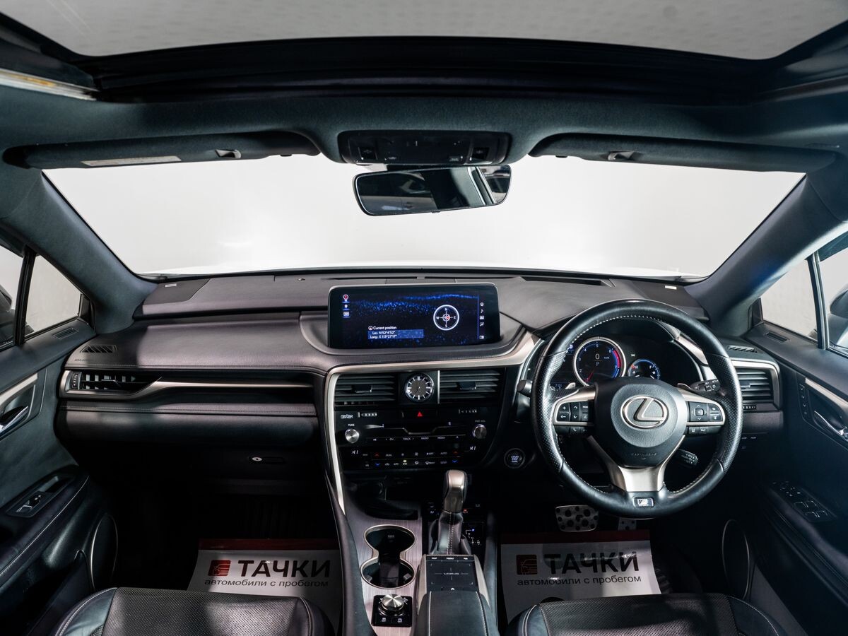 Lexus RX300 2020 - фото автомобиля