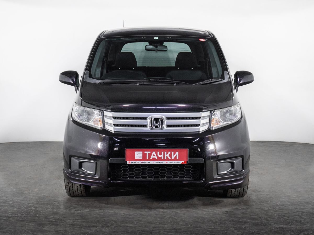 Honda Freed 2011 - фото автомобиля