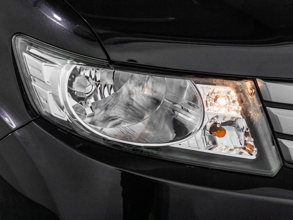 Honda Freed 2011 - фото автомобиля