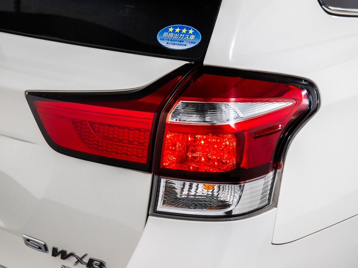 Toyota Corolla Fielder 2015 - фото автомобиля