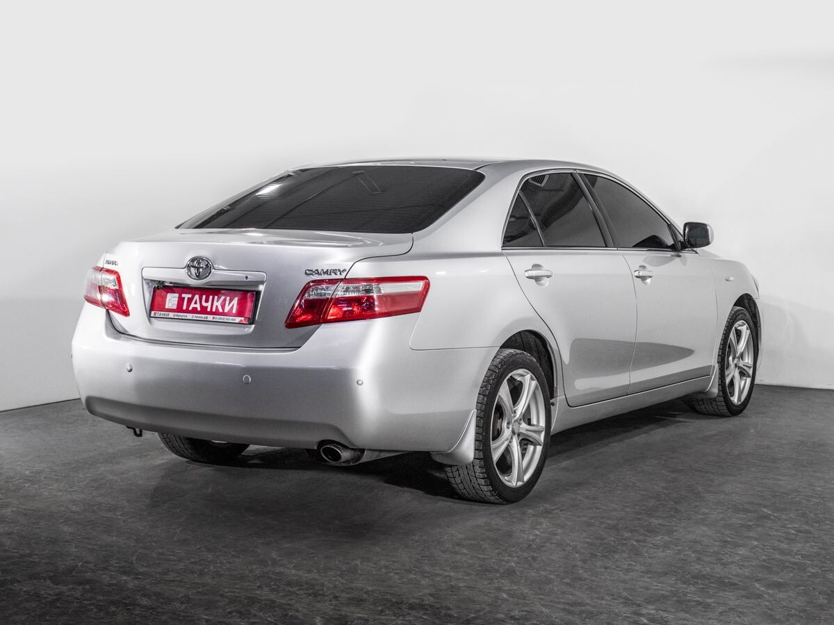 Toyota Camry 2007 - фото автомобиля