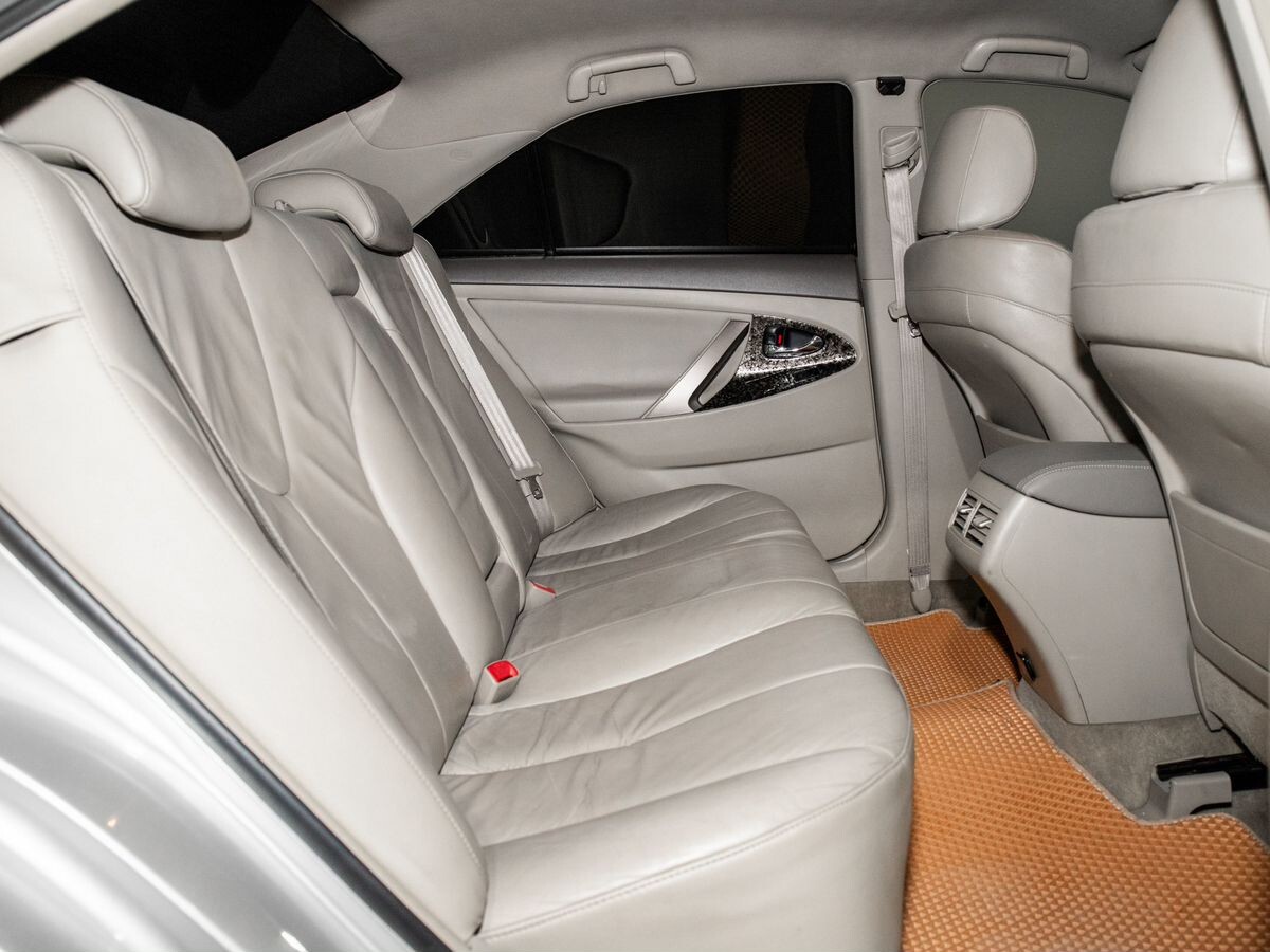 Toyota Camry 2007 - фото автомобиля