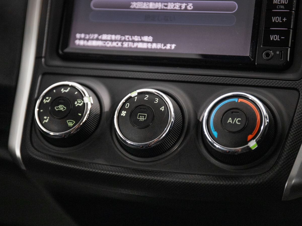 Toyota Corolla 2017 - фото автомобиля