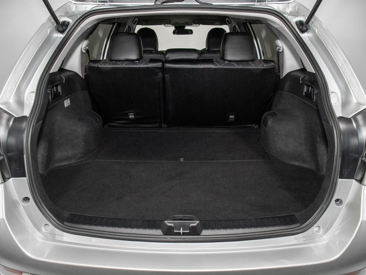 Toyota Corolla 2017 - фото автомобиля